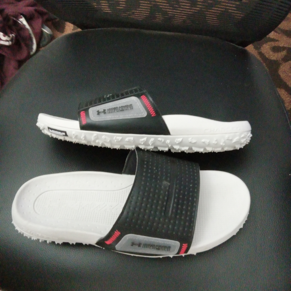 Under Armour Fat Tire Slides